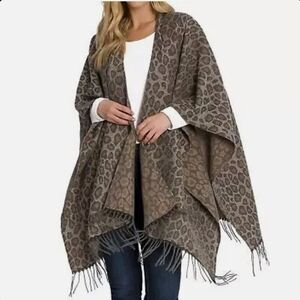 Woolrich Leopard Print Poncho - Brown and Tan